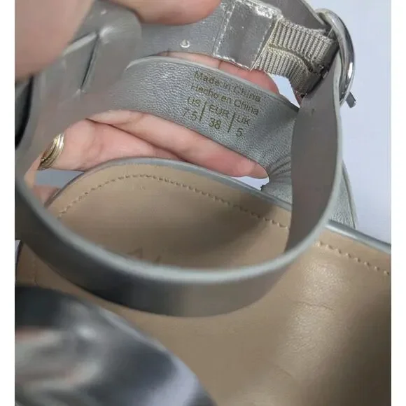 ALDO Silver Chrome Adjustable Strap Wedge Platform Sandals Sporty 2000s Pop 7.5 - Picture 6 of 7
